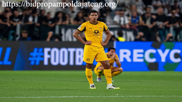 Napoli Bidik Kobbie Mainoo